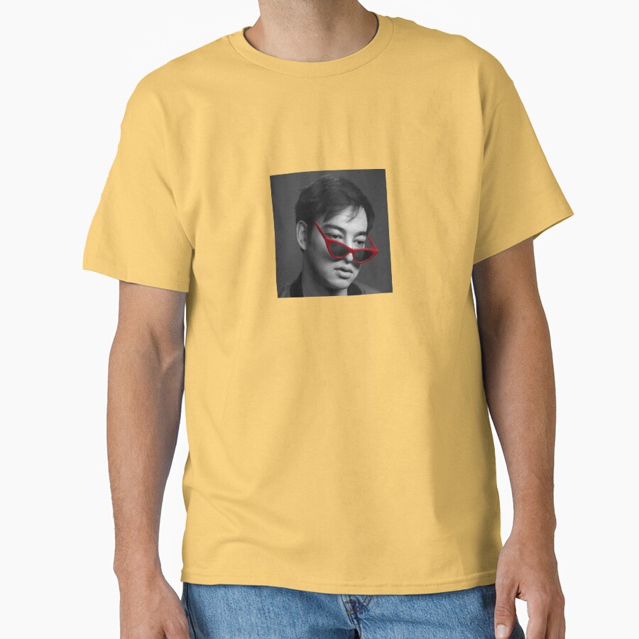 Joji Red Glasses T-shirt - Image 6